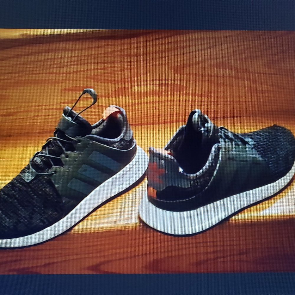 Adidas Sneakers